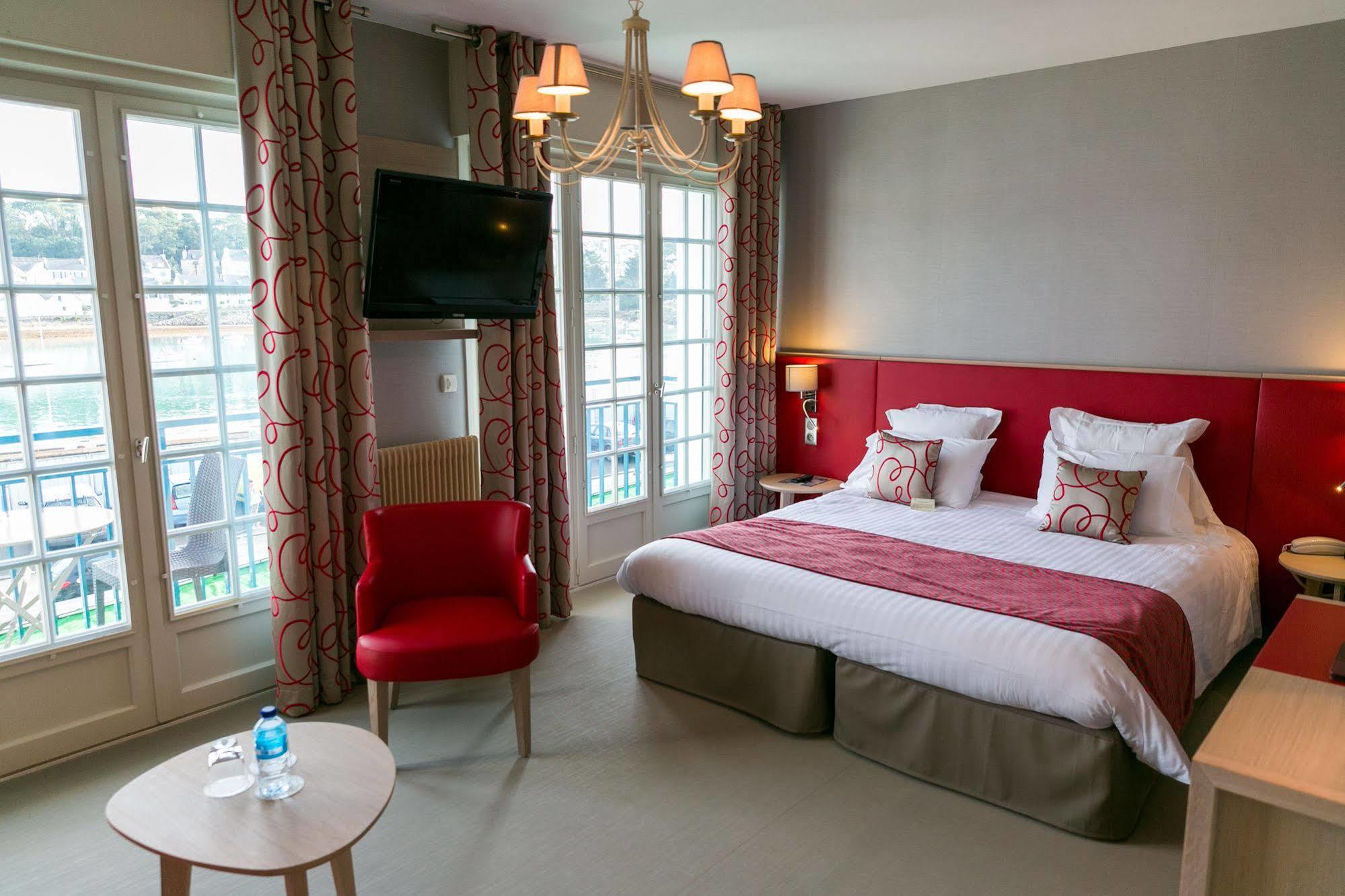 Hotel Le Goyen Audierne Zewnętrze zdjęcie